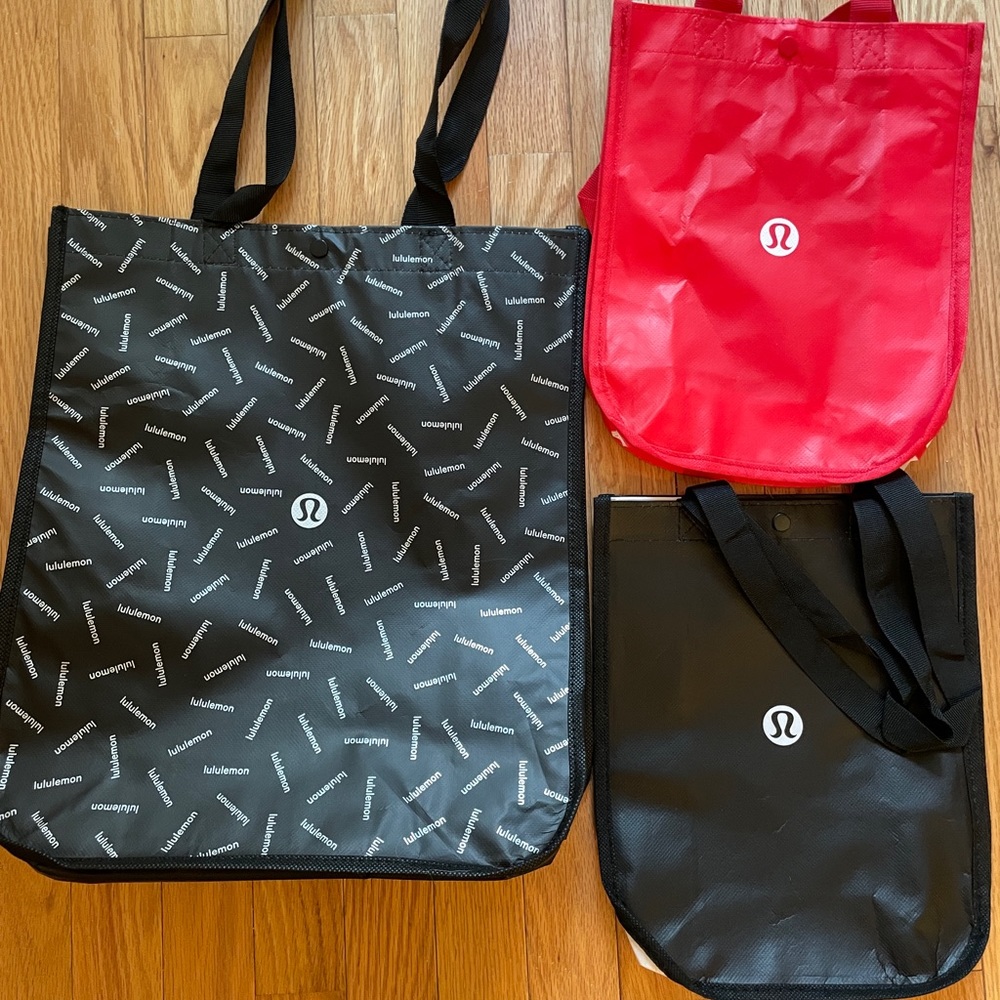 3 Lululemon bags different sizes